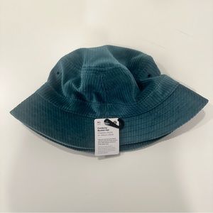Lululemon teal blue corduroy bucket hat New with Tags M/L